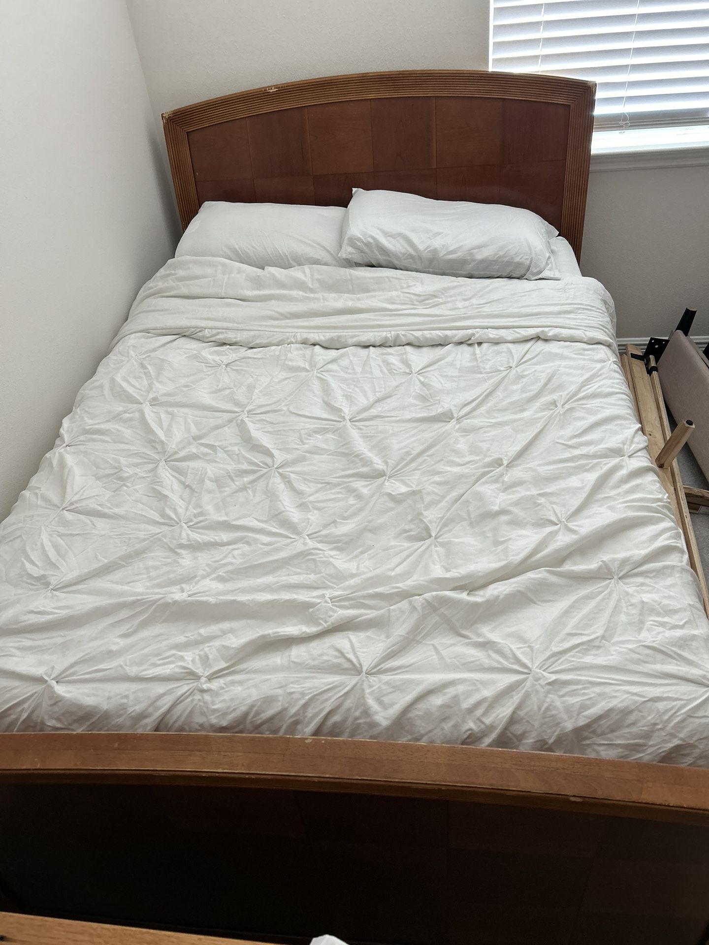 Full Bed And Dresser Set