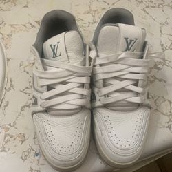 Louis vuitton trainer sneaker