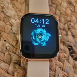 SMARTWATCH - NEW IN BOX