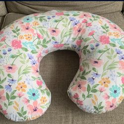 Boppy Pillow with Cover 
