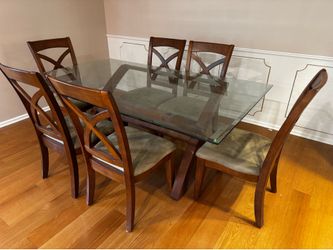 Macys Dining Table and Six Chairs