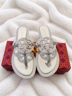 New Tory Burch Sandals Size 7.5 - White