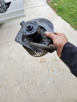 Air Conditioner Fan Motor - For 2011 Crown Victoria
