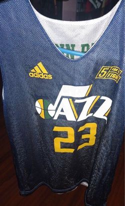Adidas Jazz 23  Jersey Size M