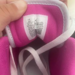 Brand new Air Jordan Low (GS)