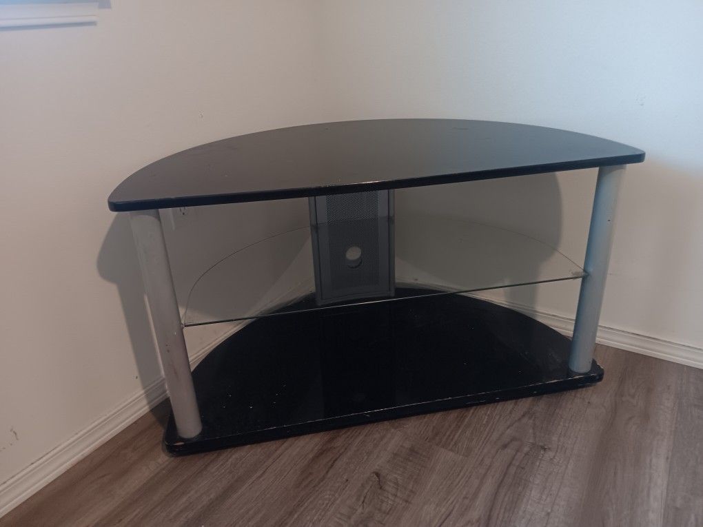 Small TV Stand