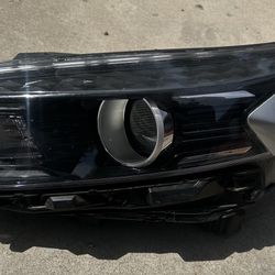 2022-2024 Kia Forte GT Halogen W/LED DRL Headlight Left Driver Side OEM 92101-M7600
