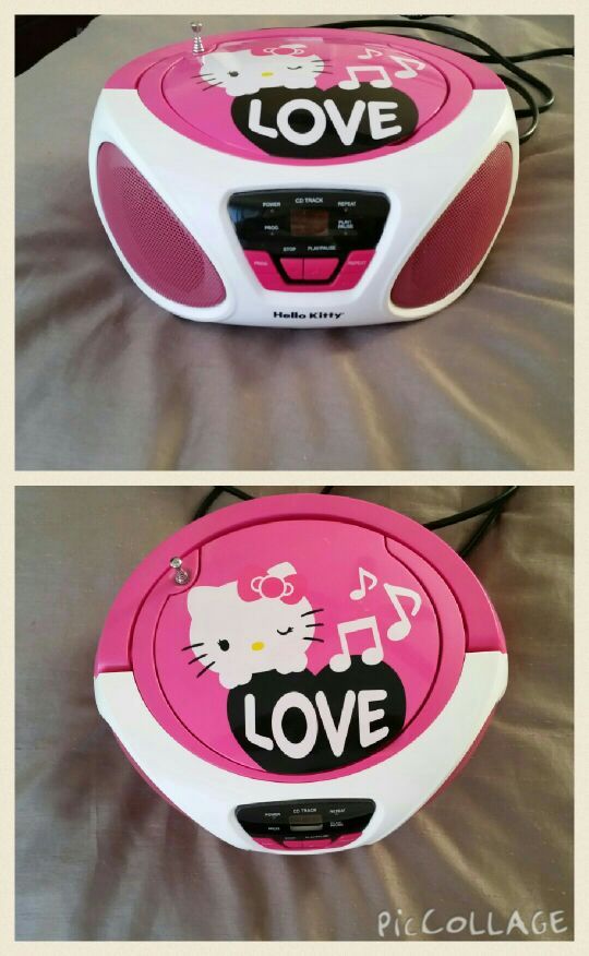 Hello Kitty Radio with CD Player
