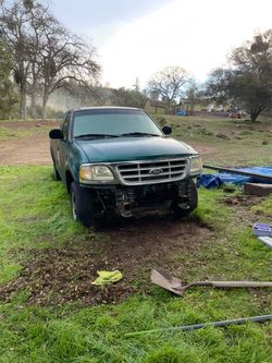 1999 Ford F-150 XLT 8ft bed