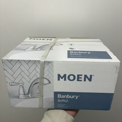 MOEN Banbury 4 in. Centerset Double Handle Low-Arc Bathroom Faucet in Chrome