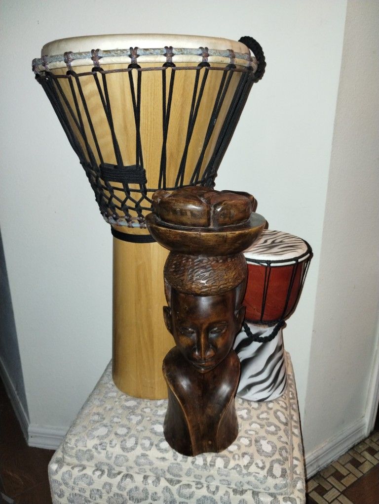 Art Drums & Wooden Carved Head