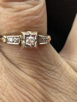 14k Gold Diamond Engagement Ring 