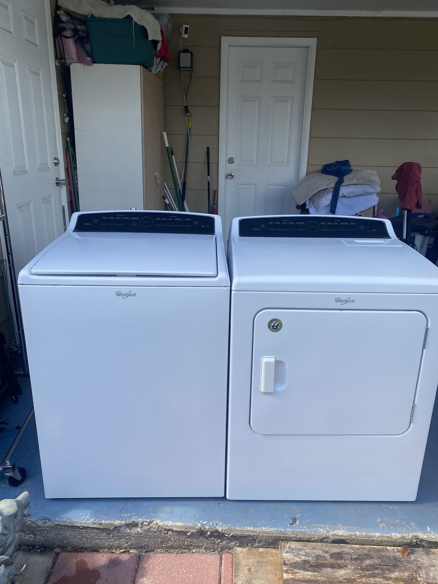 Whirlpool Washer And Dryer Set