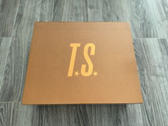 Taylor Swift: the Life of a Showgirl XS/S Cardigan Box Set