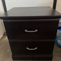 Dresser / 2 Sliding Drawers