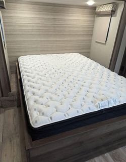 🔥 50–80% Off Name-Brand Mattresses – St. Pete’s #1 Sleep Deal!