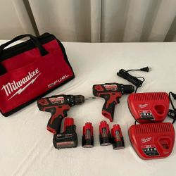 Milwaukee Drill,Hammer Drill,Bag,Batteries And Charger