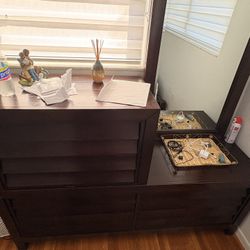 Queen Size Bed And Dresser