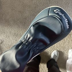 Taylor made driver head cover