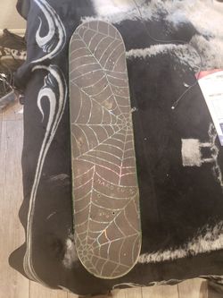 1 deck and complete skate board