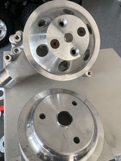 Water pump and pulley v8 small block