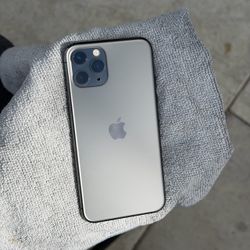Apple iPhone 11 Pro 'Graphite' · Unlocked - 256GB