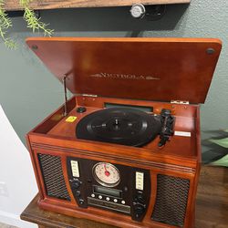 Vintage Style Record Player  Thumbnail