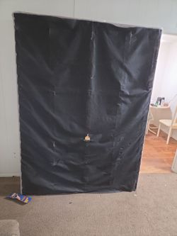 Queen Box spring/foundation