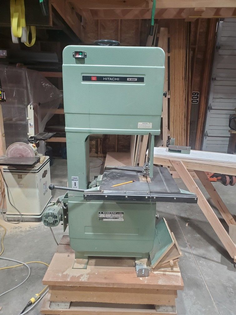 16" Hitachi B-600a Bandsaw