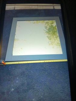 Wall mirror