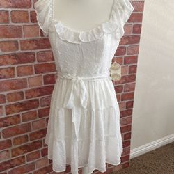  White Picture Perfect Summer Dress 👗 Fits Ladies Size Medium-Large ✨📷