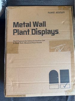 Metal wall plant displays