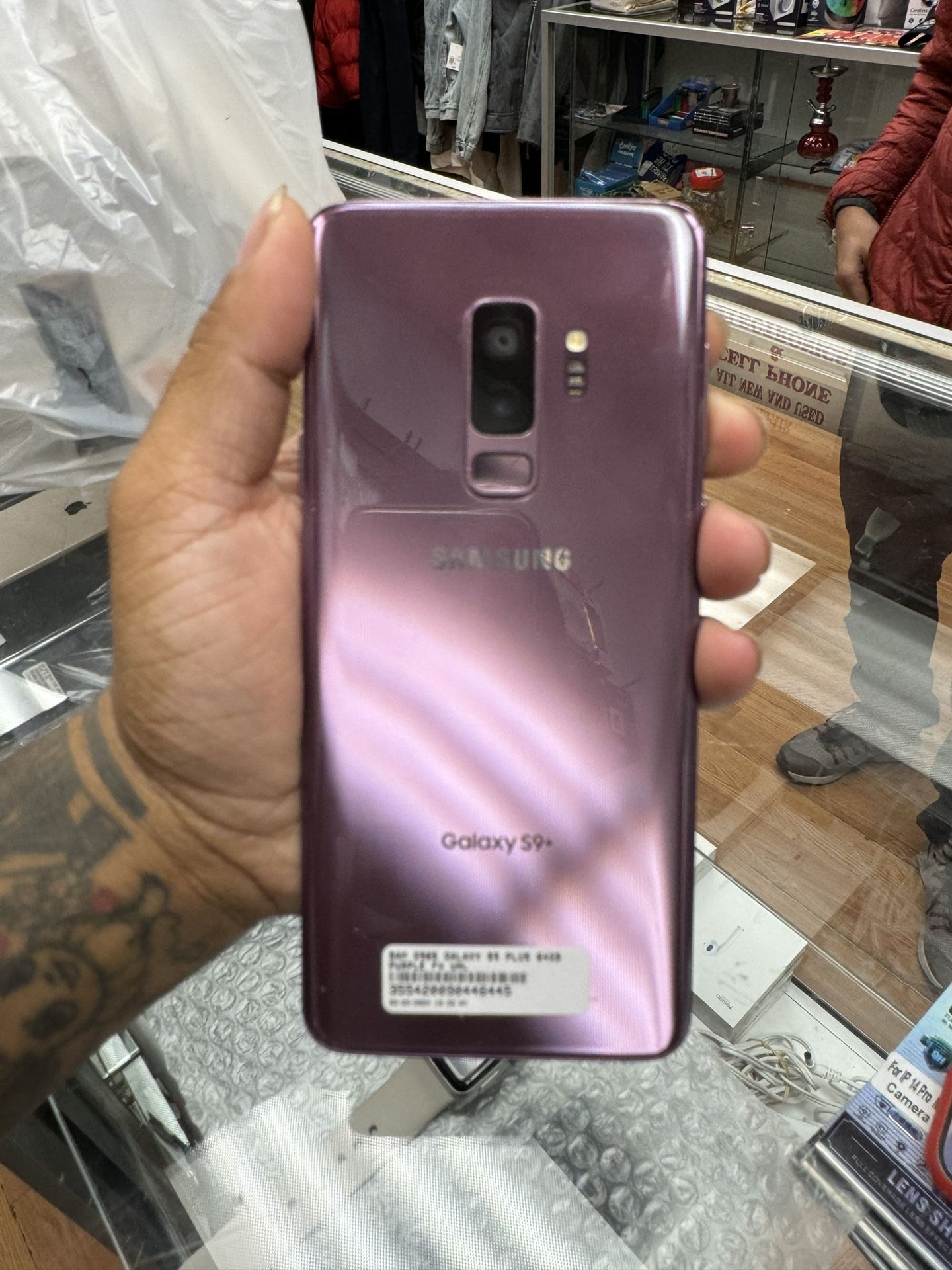 Samsung Galaxy S9+ 64 popular GB Mint Condition