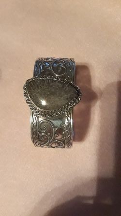 Beautiful Dinasour Bone Cuff Bracelet