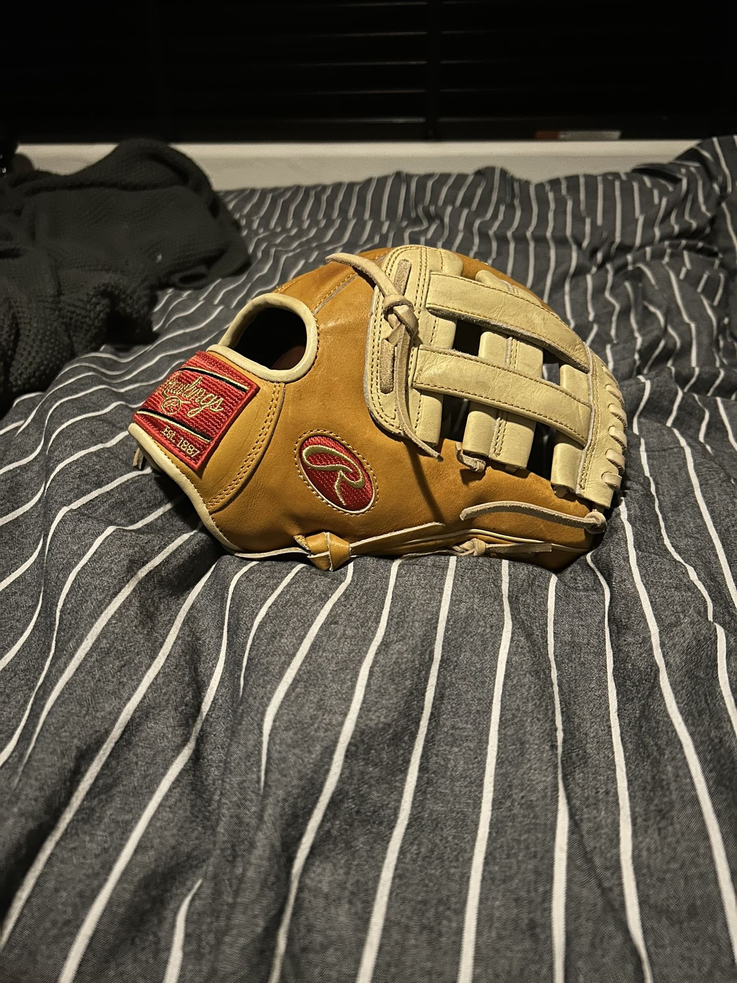 11.5” Rawlings Pro Preferred Baseball Glove