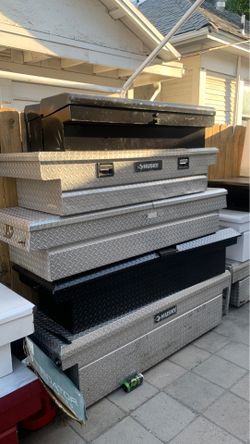 Tools boxes en muy buenas condiciones estan recién pintadas para troca grande y chicas a muy buen precio tengo para todo tipo de camionetas