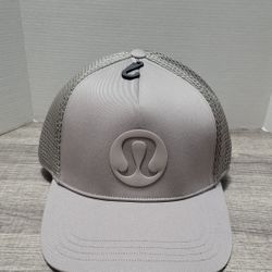 Lululemon cap brand new