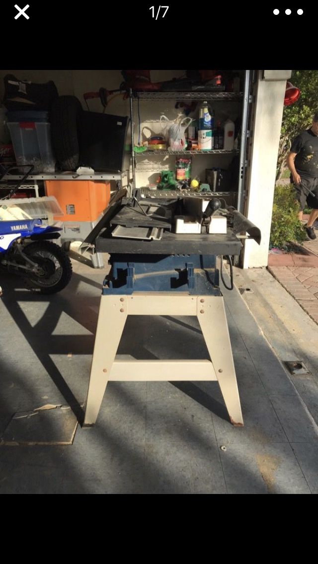 TABLE SAW