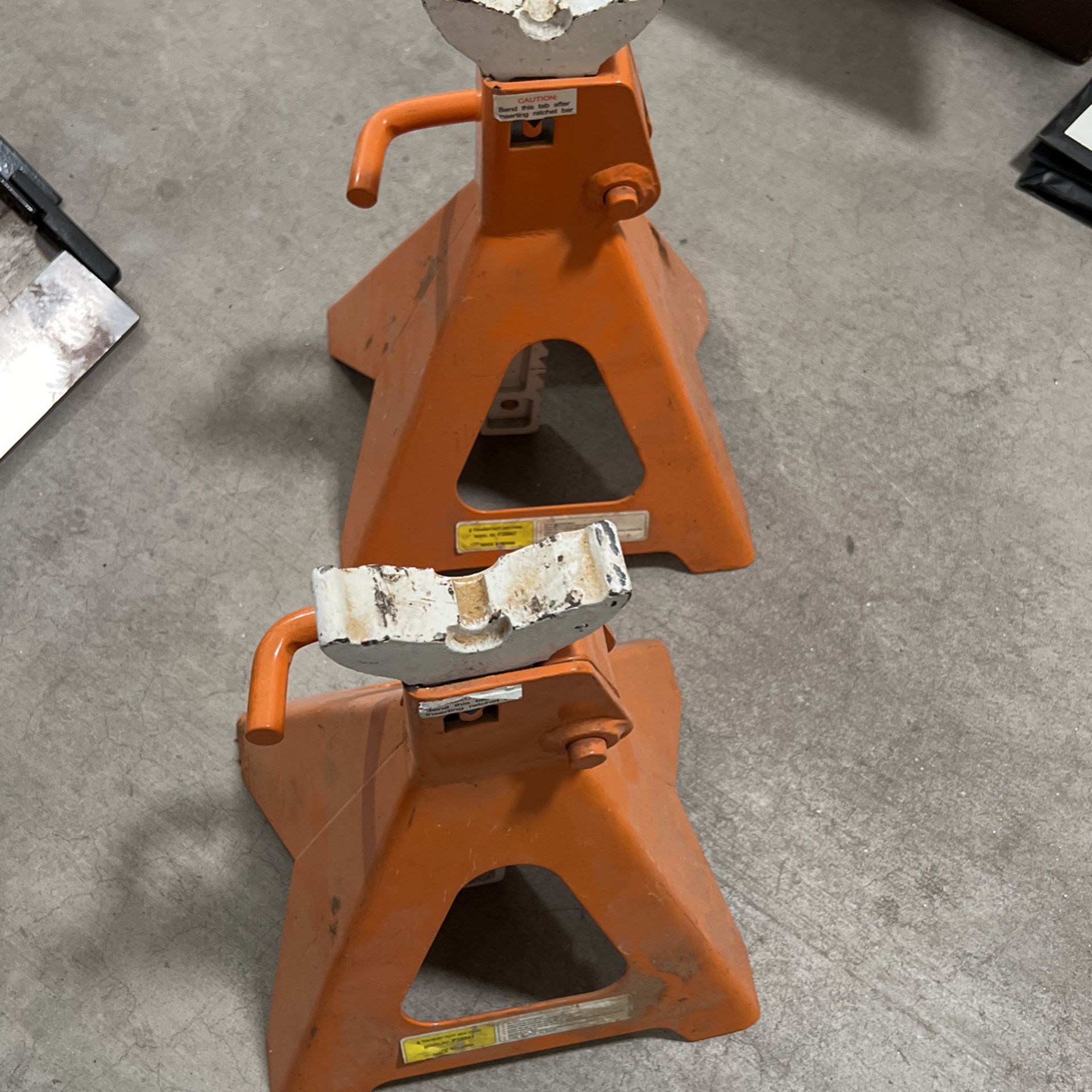 6 Ton Each Rated Set Of Jack Stands