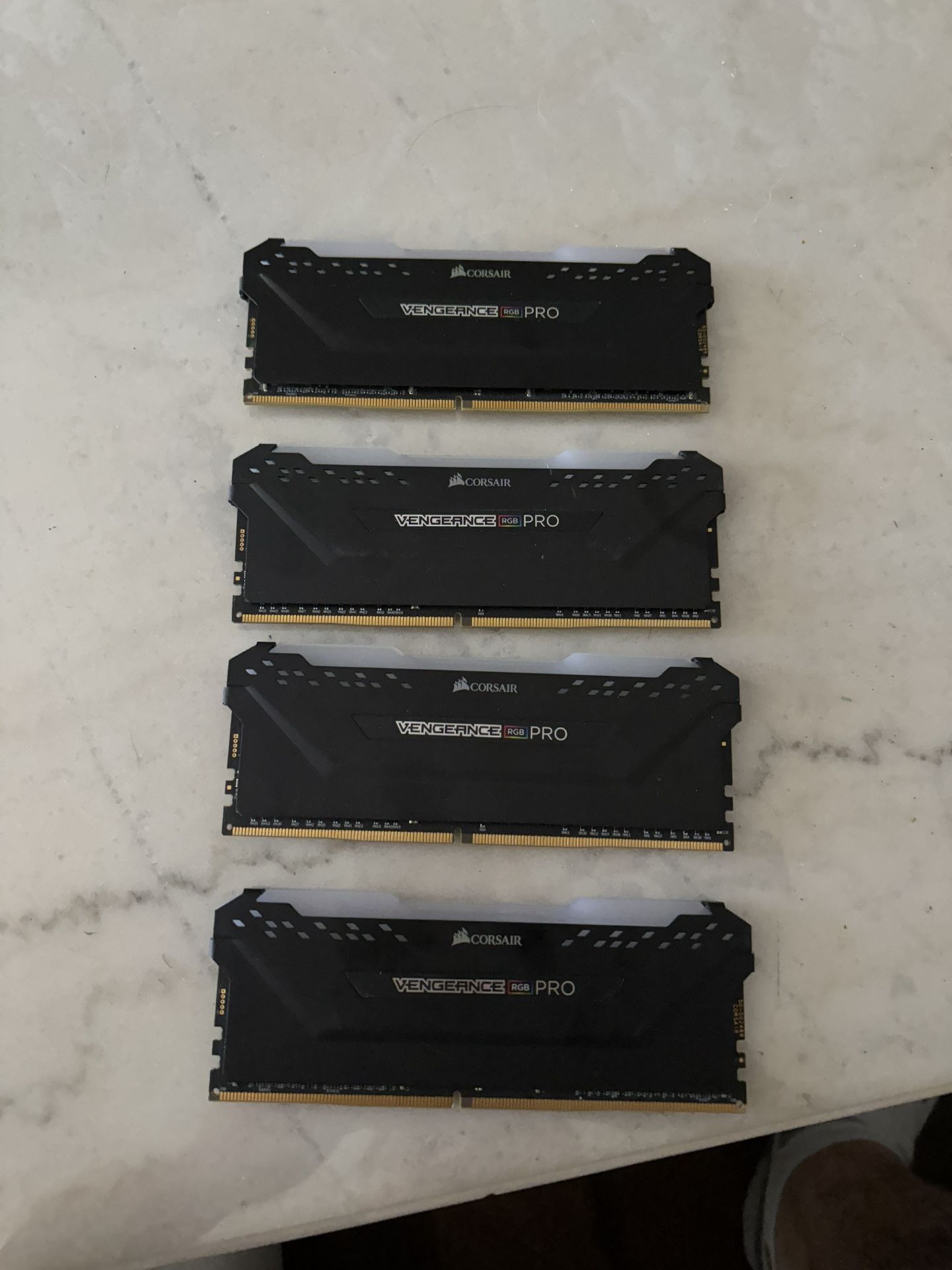 DDR4  3600MGZ 32GB