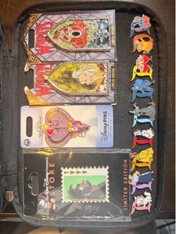 Disney pins