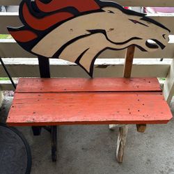 Bronco Bench