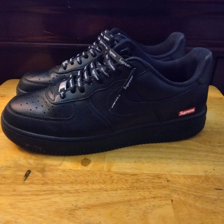 Nike x Supreme Air Force 1