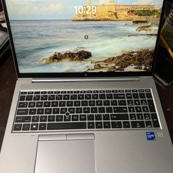 HP EliteBook 850 G8 15.6"  11th Gen Core i5, 32GB RAM, 512GB SSD Windows 11 Pro. In very good condition. Comes with Charger. 