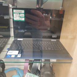 Laptop 