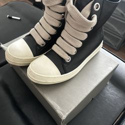 High Top Rick Owen Shoes