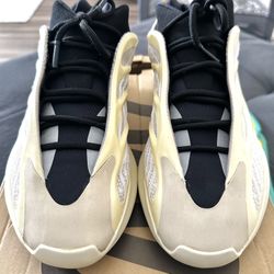 adidas gazelle silver green womens Adidas Yeezy 700 V3 'Fade Salt'  DTLR