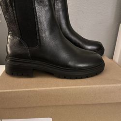 Lucky Brand Boot Size 6
