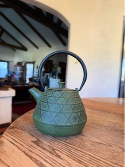 Brandani Olive Teapot Cast Iron with Stainless Steel Filterer 5”