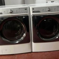 KENMORE WASHER AND GAS DRYER JUMBO SET SIDE BY SIDE OR STACKED. PLUS FREE DELIVERY AND INSTALLATION 